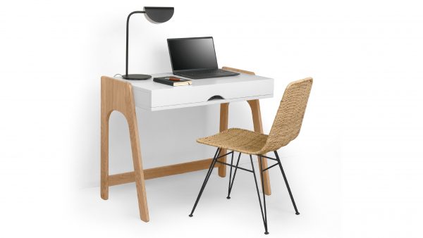 ΑURA DESK  